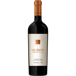 Aurvin Pinot Noir czerowne polslodkie